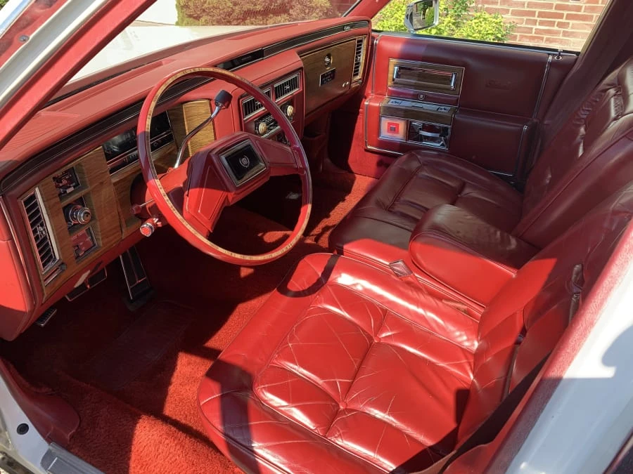 1984 Cadillac Fleetwood - Image 4 of 8
