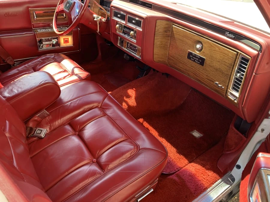 1984 Cadillac Fleetwood - Image 6 of 8
