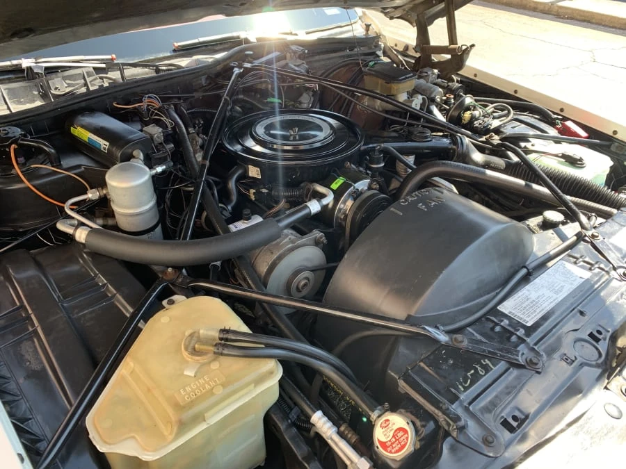 1984 Cadillac Fleetwood - Image 8 of 8