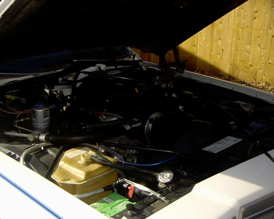1984 Cadillac Fleetwood - Image 4 of 7