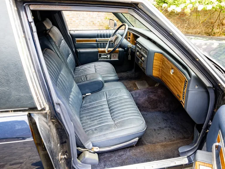 1984 Cadillac Fleetwood - Image 16 of 31