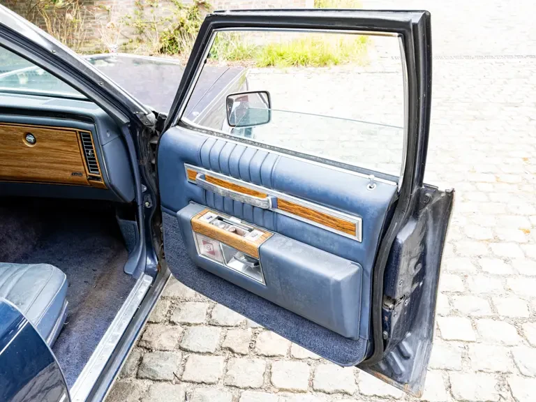 1984 Cadillac Fleetwood - Image 13 of 31