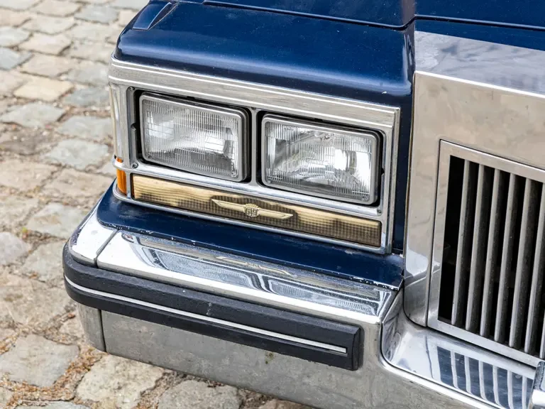 1984 Cadillac Fleetwood - Image 30 of 31