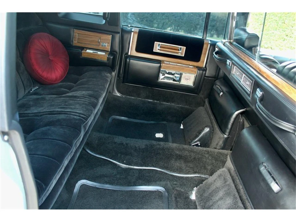 1984 Cadillac Fleetwood - Image 31 of 31