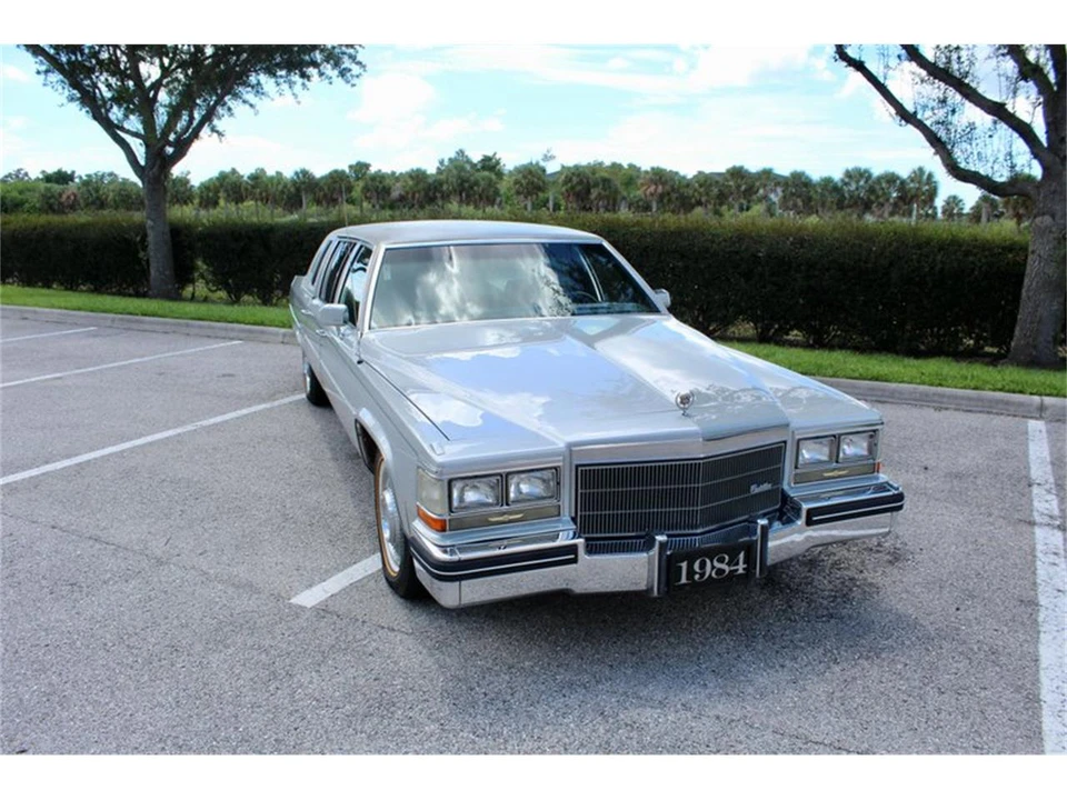 1984 Cadillac Fleetwood - Image 18 of 31