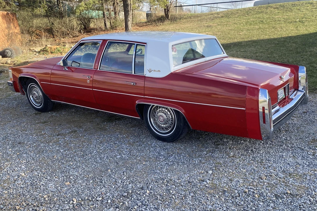 1984 Cadillac DeVille 5th Gen - Image 13 of 31