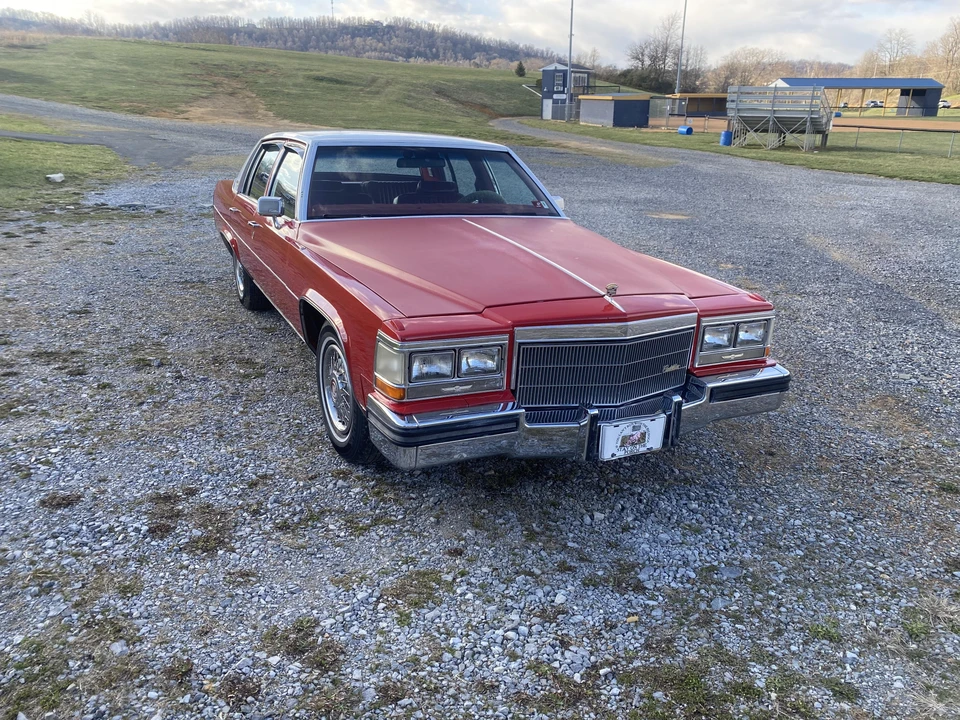 1984 Cadillac DeVille 5th Gen - Image 22 of 31