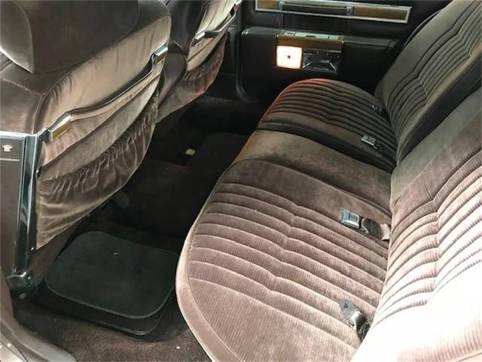 1984 Cadillac DeVille 5th Gen - Image 4 of 8