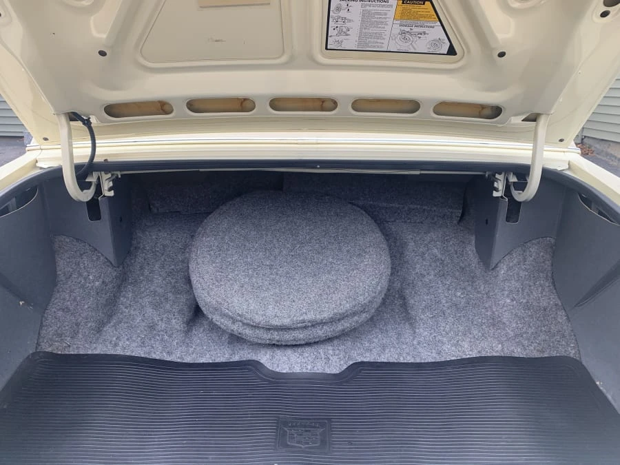 1984 Cadillac DeVille 5th Gen - Image 17 of 17
