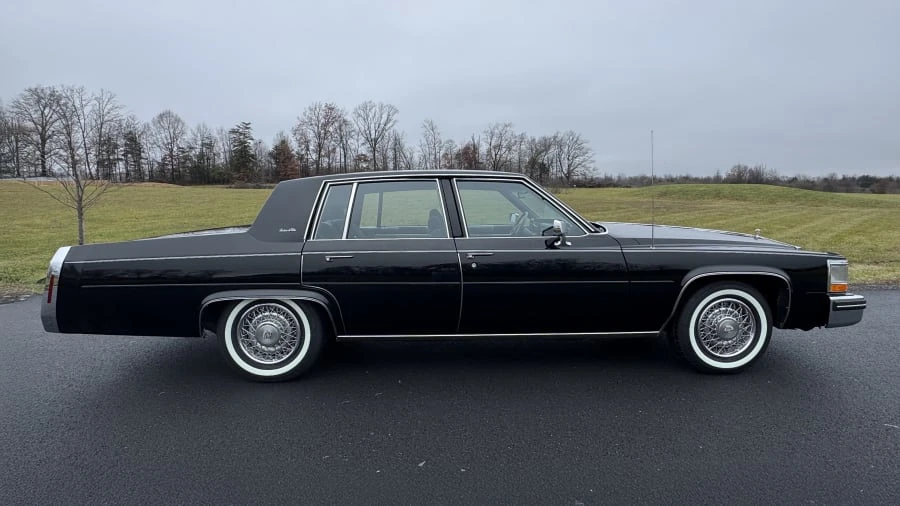 1984 Cadillac DeVille 5th Gen - Image 2 of 27