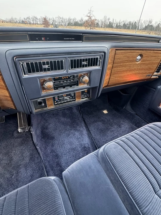 1984 Cadillac DeVille 5th Gen - Image 17 of 27