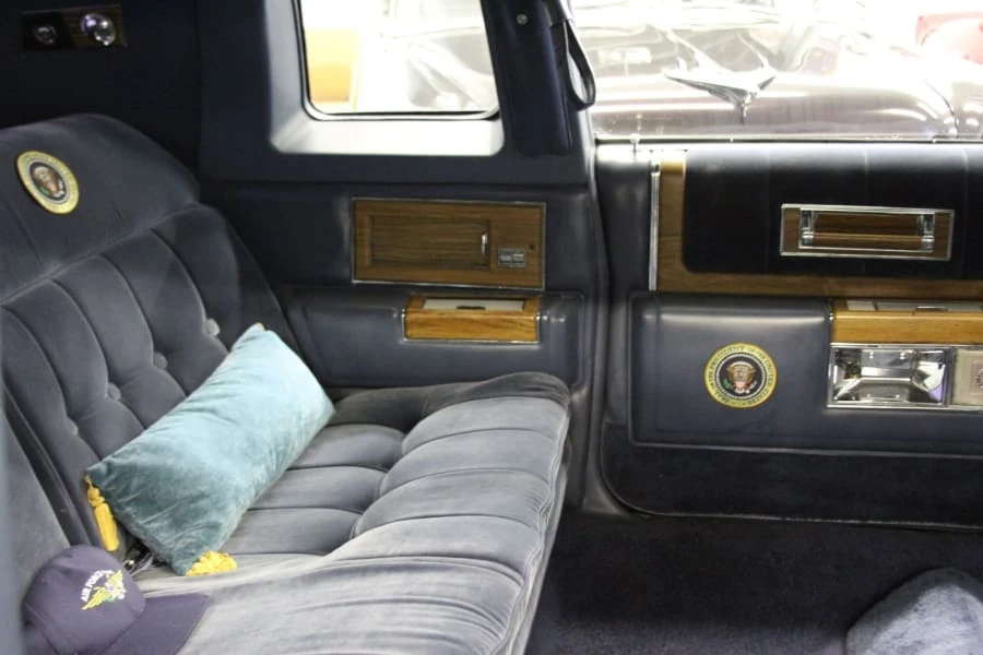 1984 Cadillac Series 70 & 75 - Image 17 of 18
