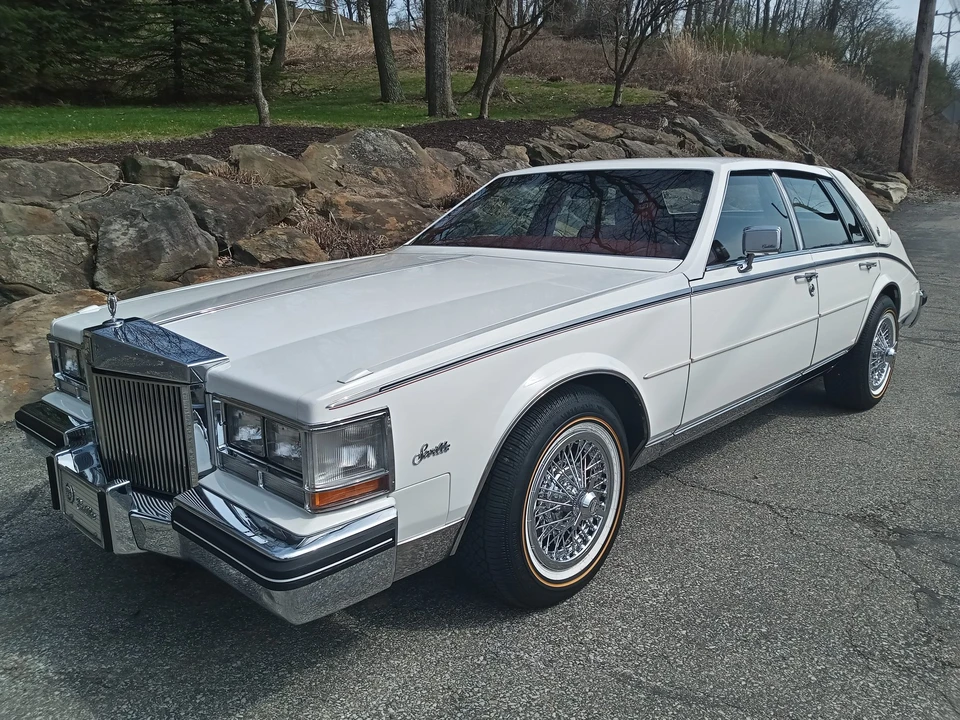 1984 Cadillac Seville - Image 23 of 31