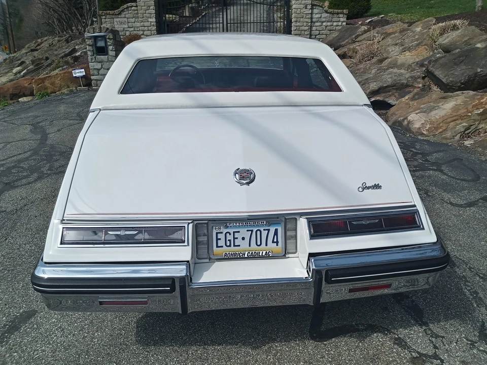 1984 Cadillac Seville - Image 29 of 31