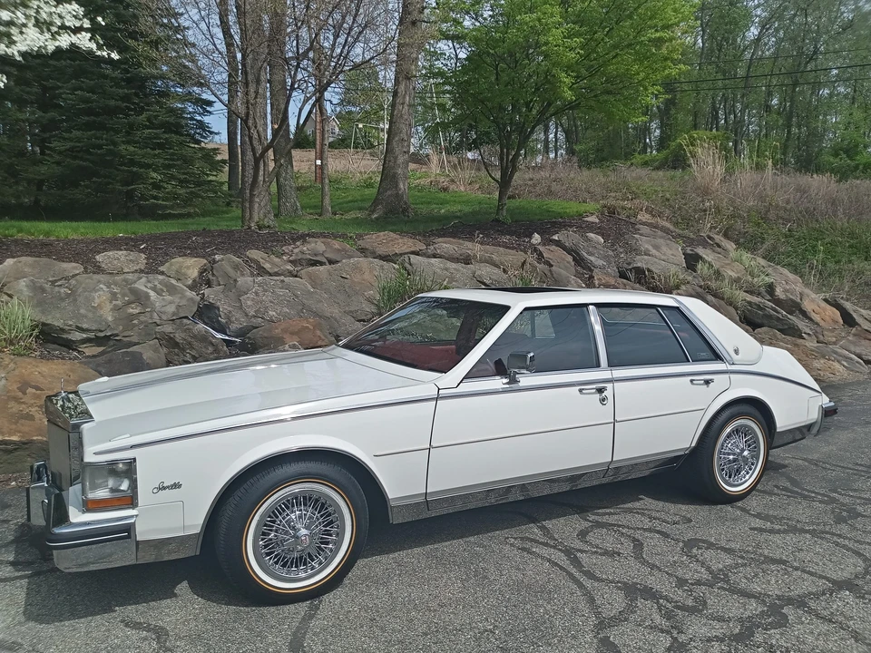 1984 Cadillac Seville - Image 21 of 31