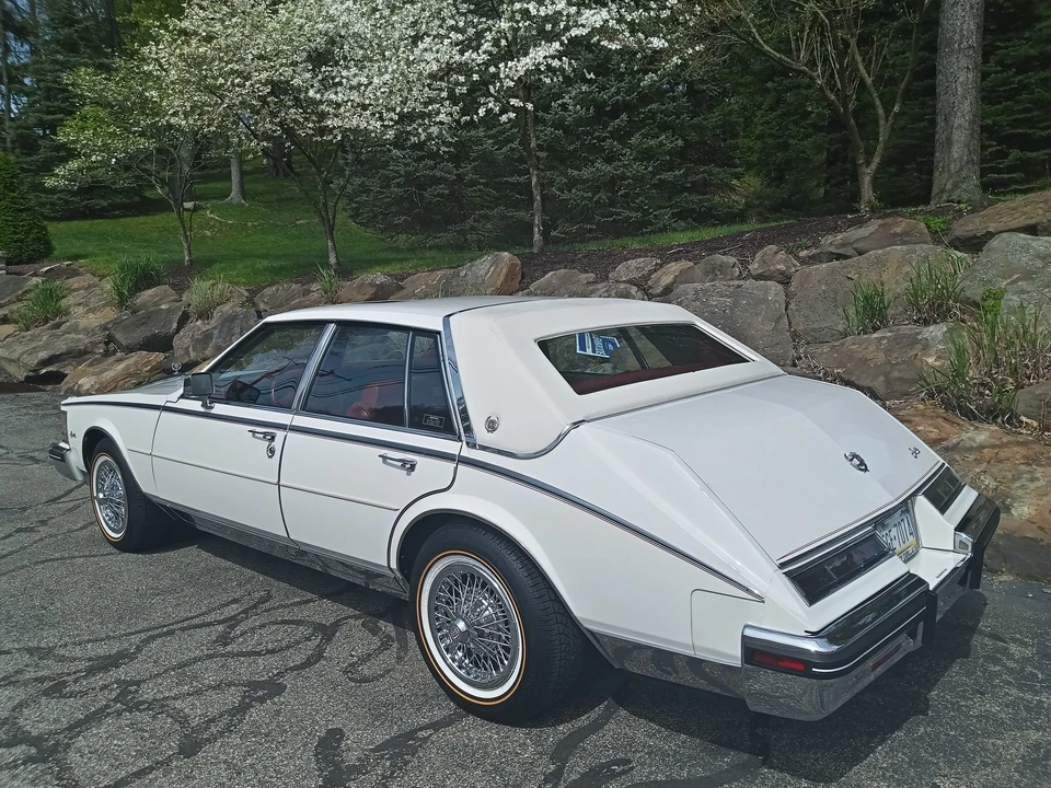 1984 Cadillac Seville - Image 18 of 31