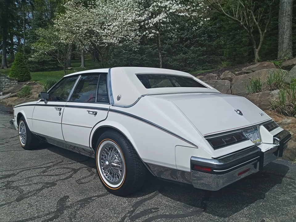 1984 Cadillac Seville - Image 17 of 31