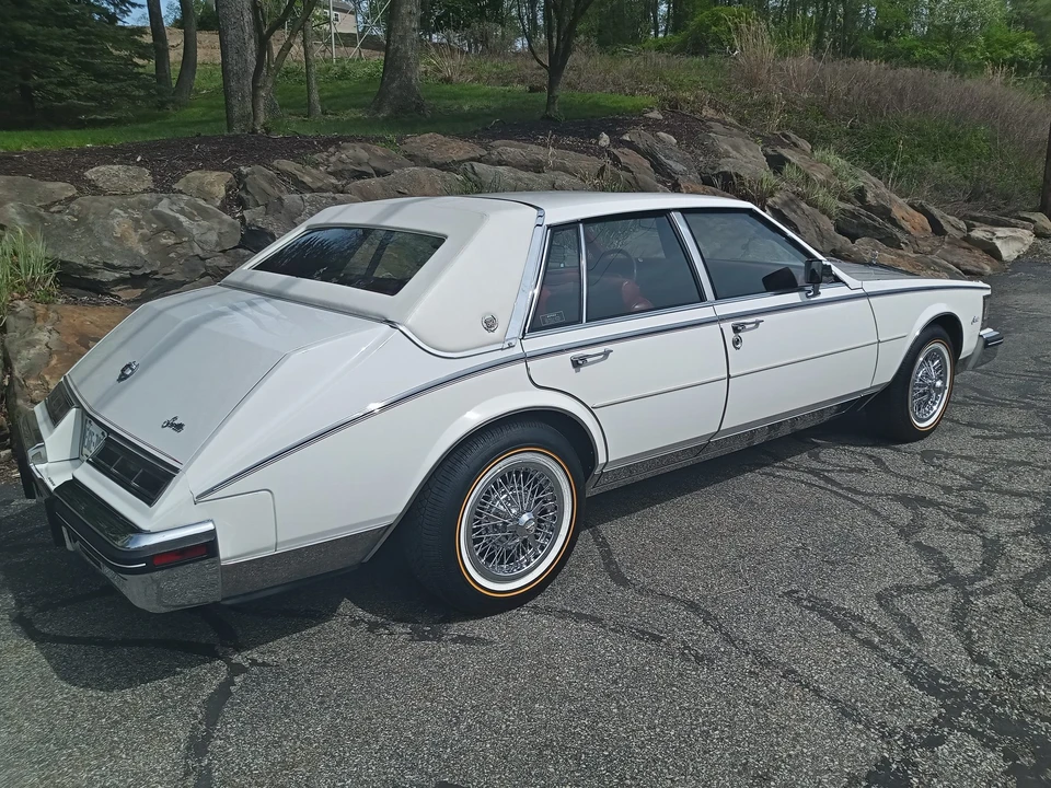 1984 Cadillac Seville - Image 12 of 31