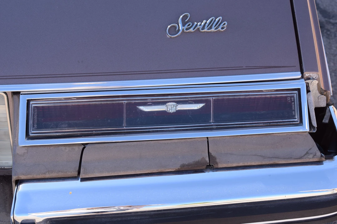 1984 Cadillac Seville - Image 11 of 31