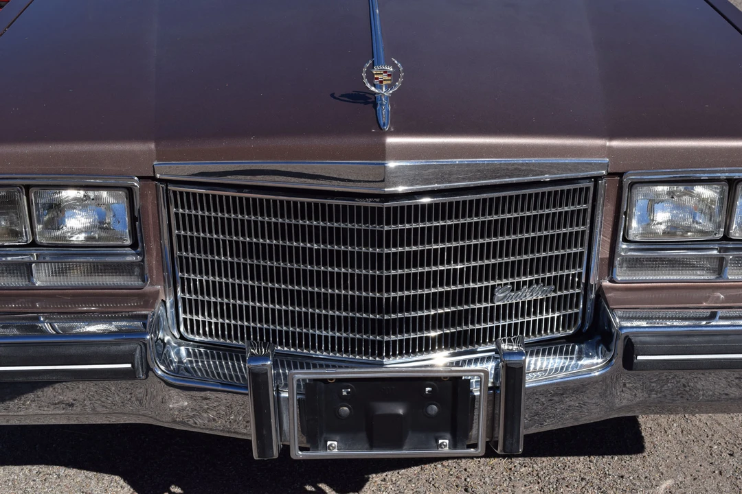 1984 Cadillac Seville - Image 19 of 31