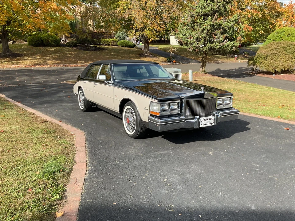1984 Cadillac Seville - Image 8 of 31