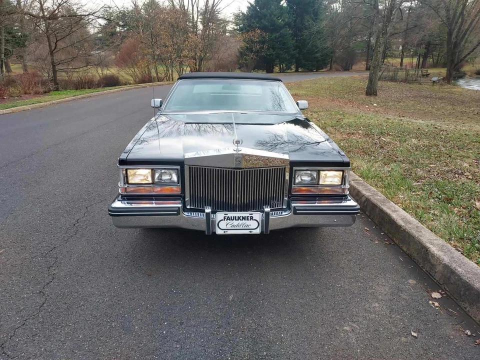 1984 Cadillac Seville - Image 5 of 31
