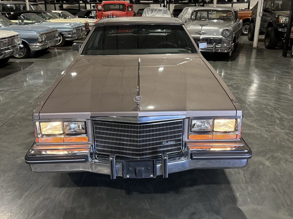 1984 Cadillac Seville - Image 7 of 21