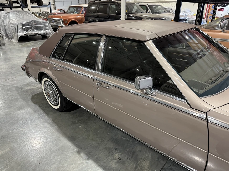 1984 Cadillac Seville - Image 21 of 21