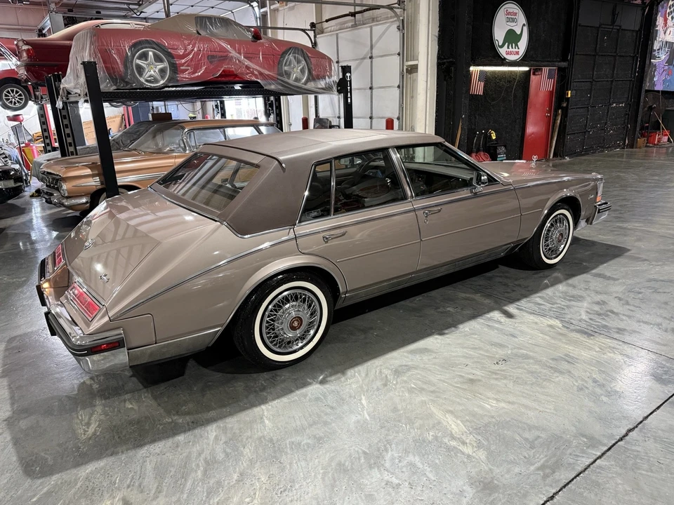 1984 Cadillac Seville - Image 16 of 21