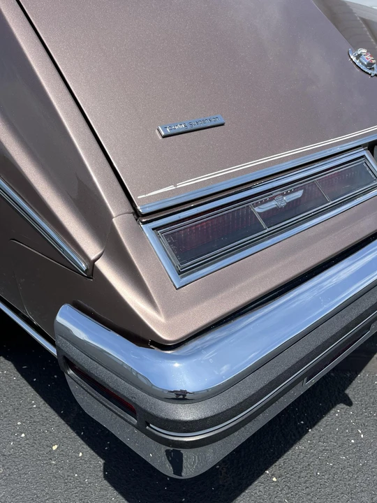 1984 Cadillac Seville - Image 27 of 31