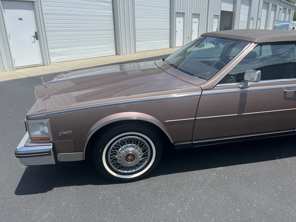 1984 Cadillac Seville - Image 14 of 31