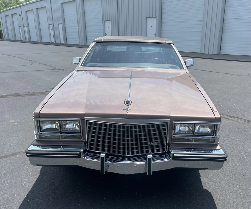 1984 Cadillac Seville - Image 10 of 31