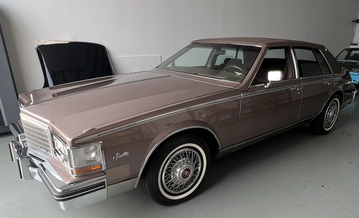 1984 Cadillac Seville - Image 18 of 31