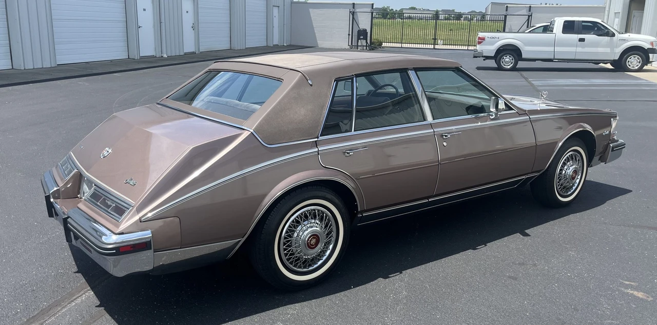 1984 Cadillac Seville - Image 7 of 31