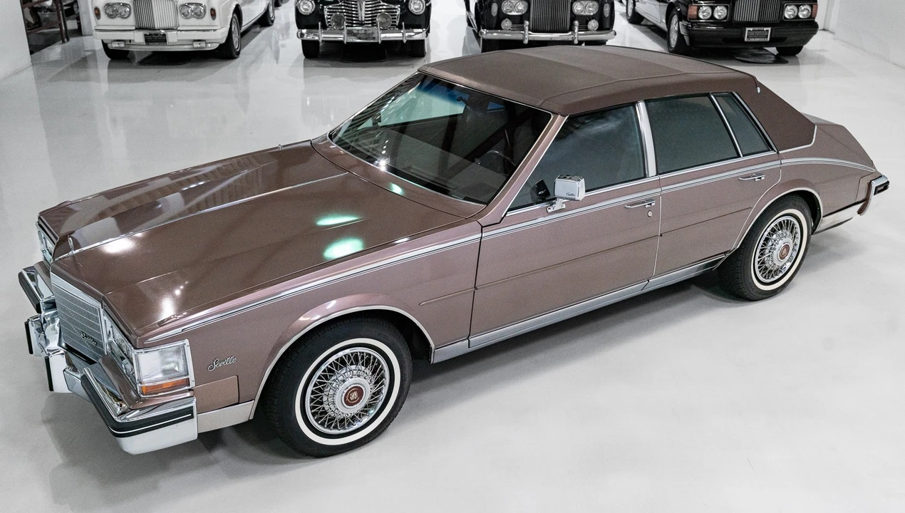 1984 Cadillac Seville - Image 9 of 12
