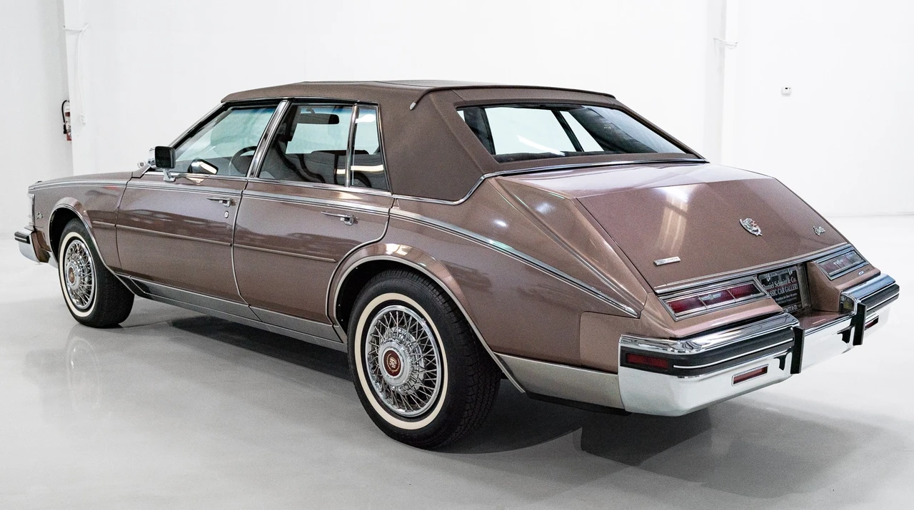 1984 Cadillac Seville - Image 8 of 12