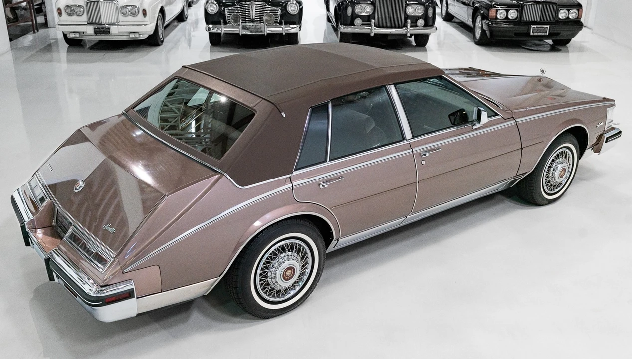 1984 Cadillac Seville - Image 10 of 12
