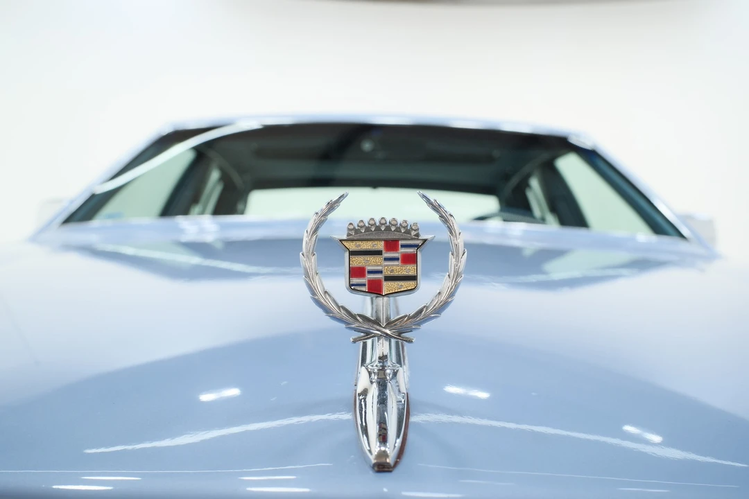 1984 Cadillac Seville - Image 16 of 21