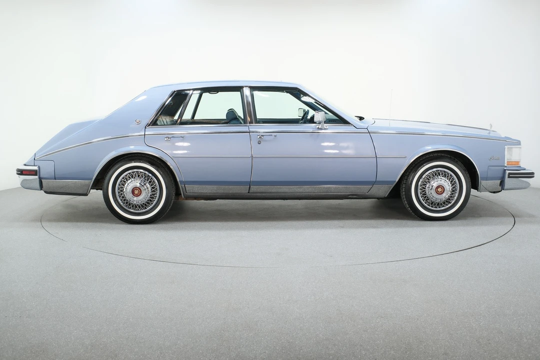 1984 Cadillac Seville - Image 10 of 21