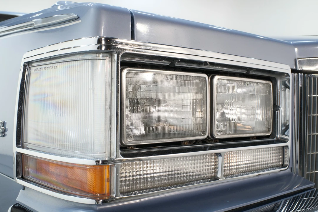 1984 Cadillac Seville - Image 14 of 21