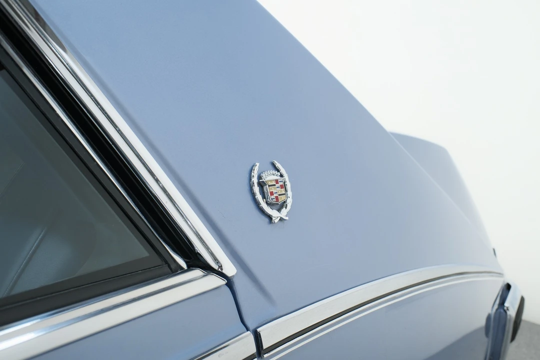 1984 Cadillac Seville - Image 18 of 21