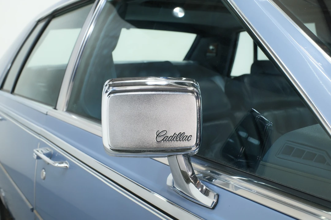 1984 Cadillac Seville - Image 19 of 21