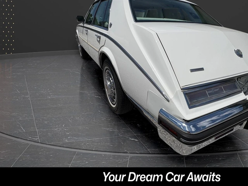 1984 Cadillac Seville - Image 12 of 31