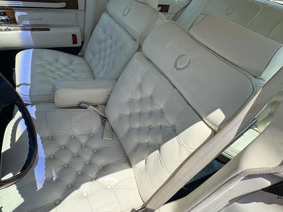 1984 Cadillac Seville - Image 30 of 31
