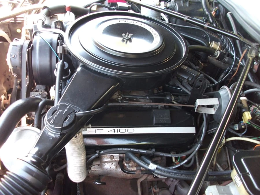 1984 Cadillac Seville - Image 28 of 31