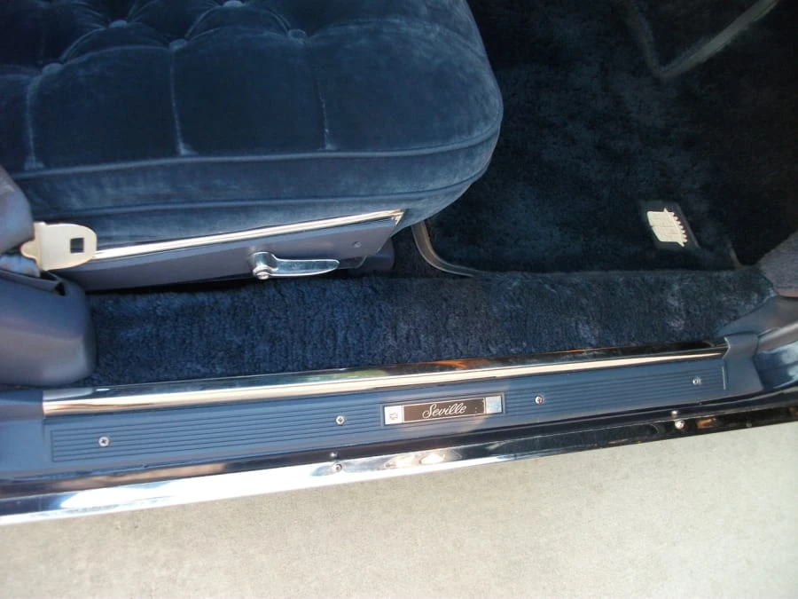 1984 Cadillac Seville - Image 26 of 31