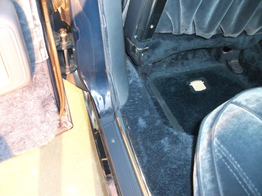 1984 Cadillac Seville - Image 22 of 31