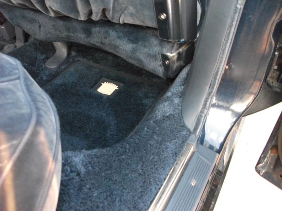 1984 Cadillac Seville - Image 23 of 31