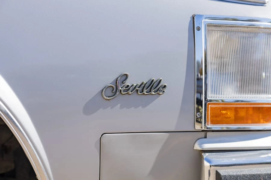 1984 Cadillac Seville - Image 7 of 31