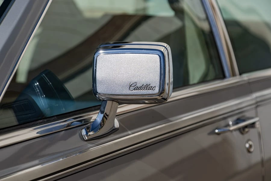 1984 Cadillac Seville - Image 14 of 31